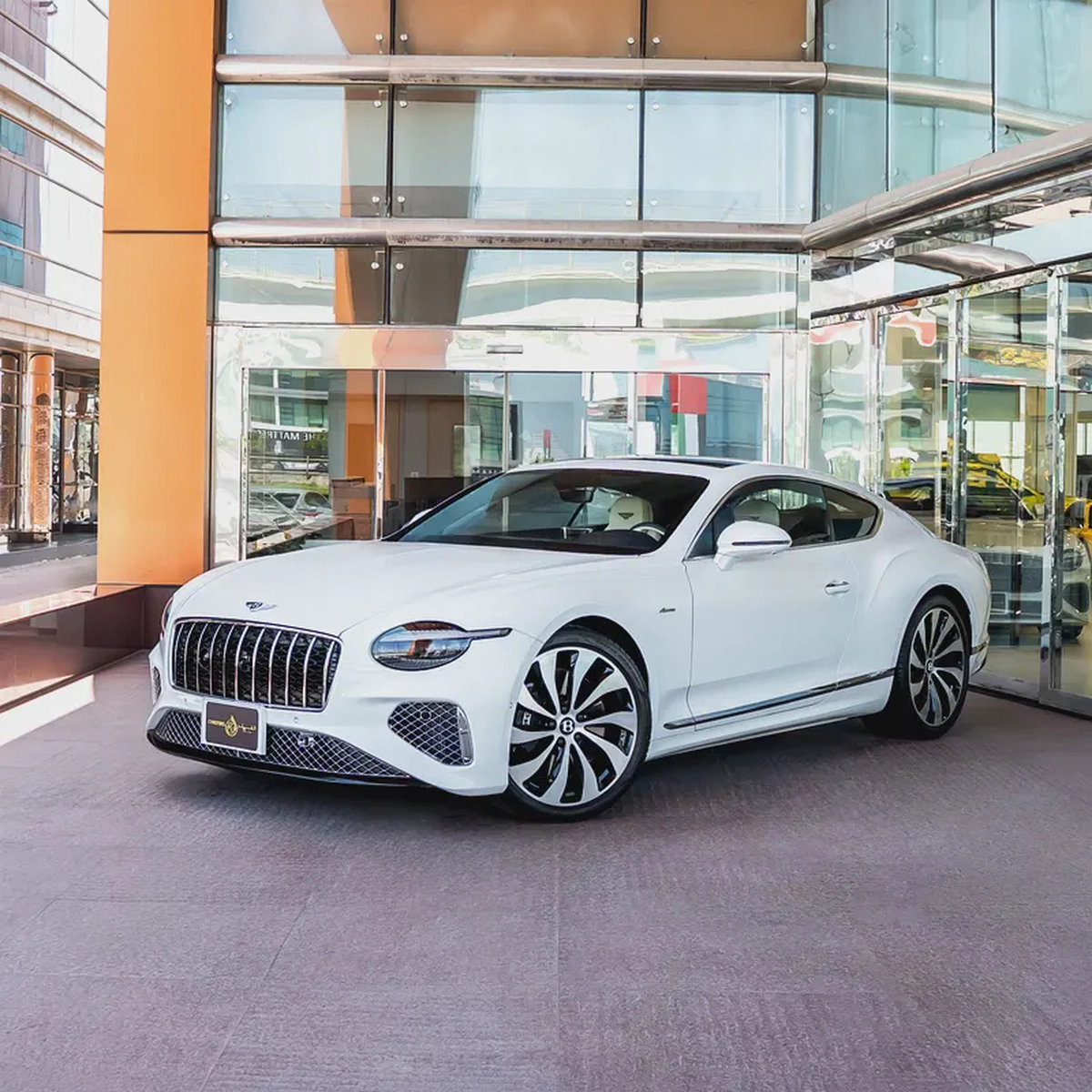 Bentley Continental GT AZURE V8 2026 DONE ONLY 4000KM