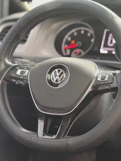 Volkswagen Golf tsi 2017 | Canadian Specs | Well Maintained-11