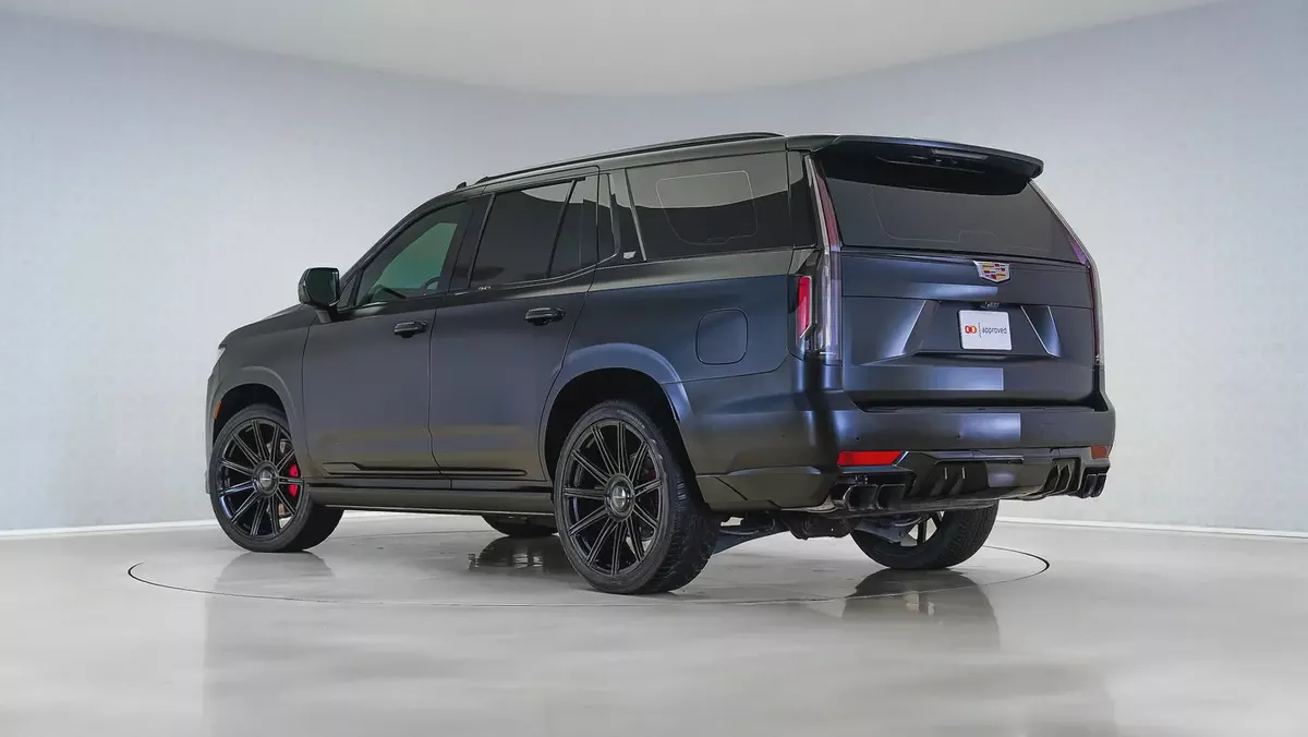 2023 Cadillac Escalade-V | GCC Specs | Performance Luxury SUV-1-1
