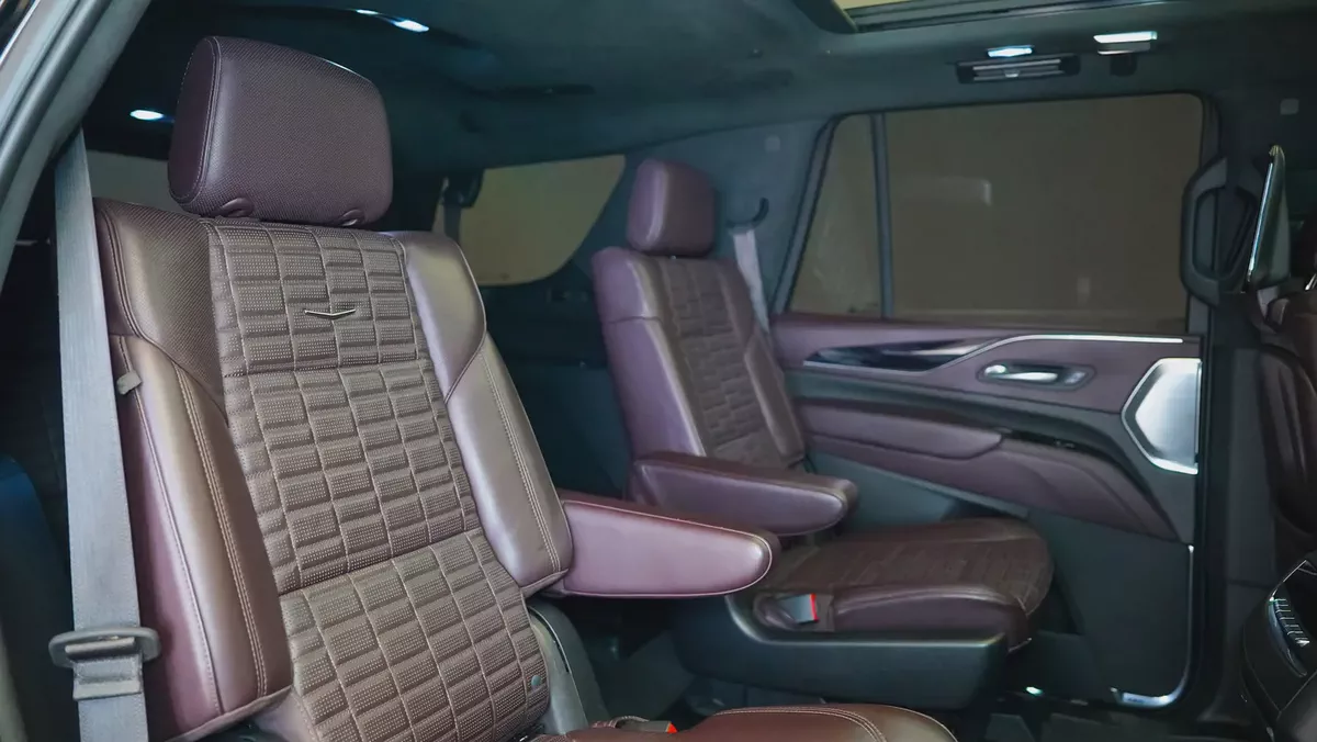 2023 Cadillac Escalade-V | GCC Specs | Performance Luxury SUV-5-5