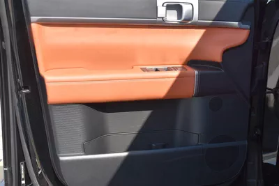 BYD LEOPARD 7 AWD ORANGE INT 2025 | BLACK-12