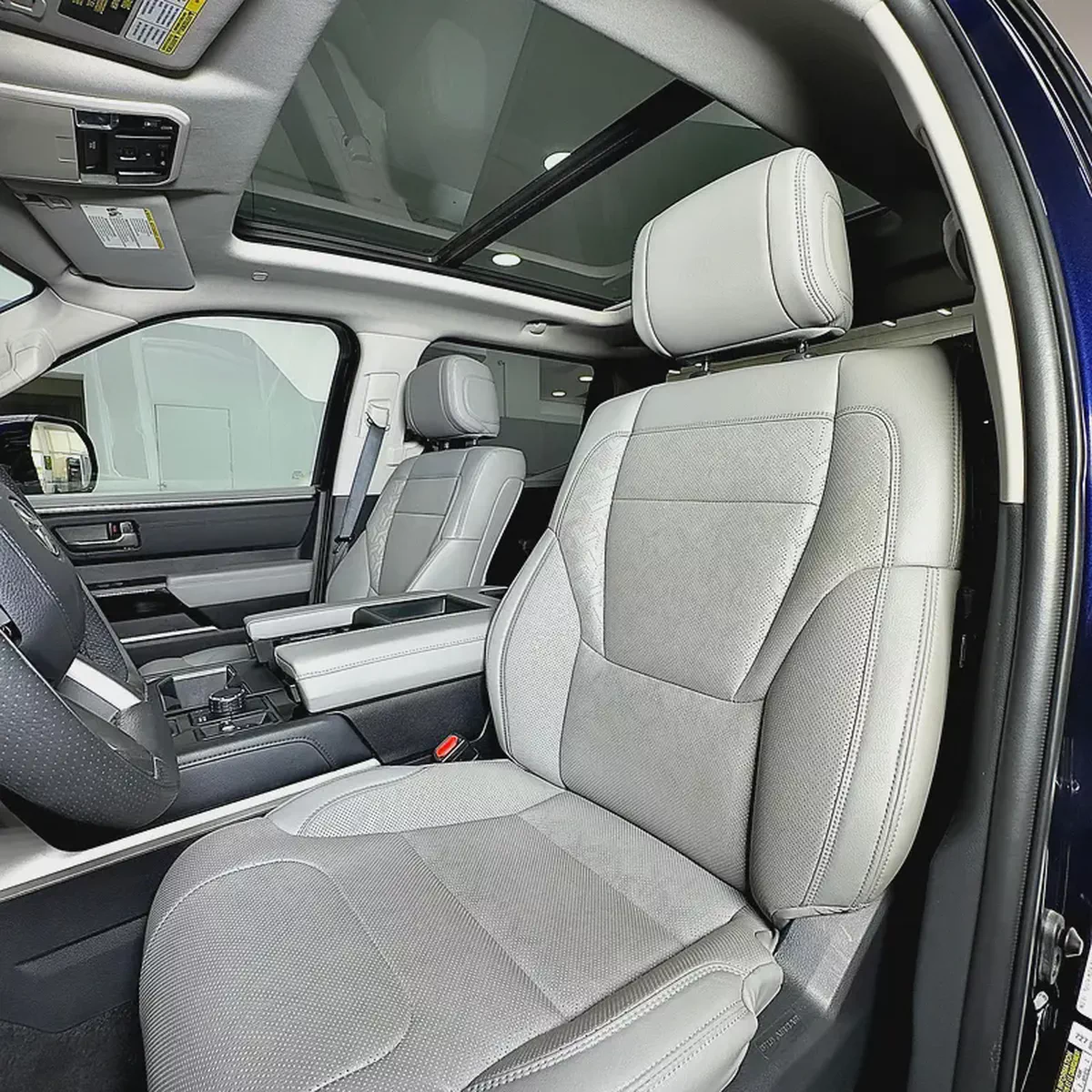2023 Toyota Tundra Limited-9-9