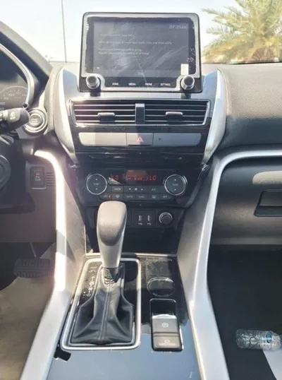 Mitsubishi Eclipse ECLIPSE CROSS 1.5L-13
