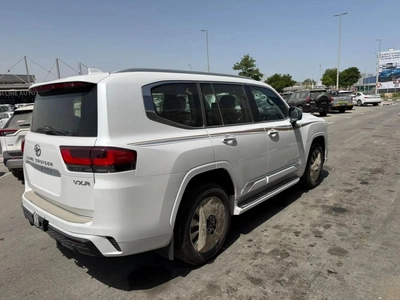 Toyota Land Cruiser VXR-18