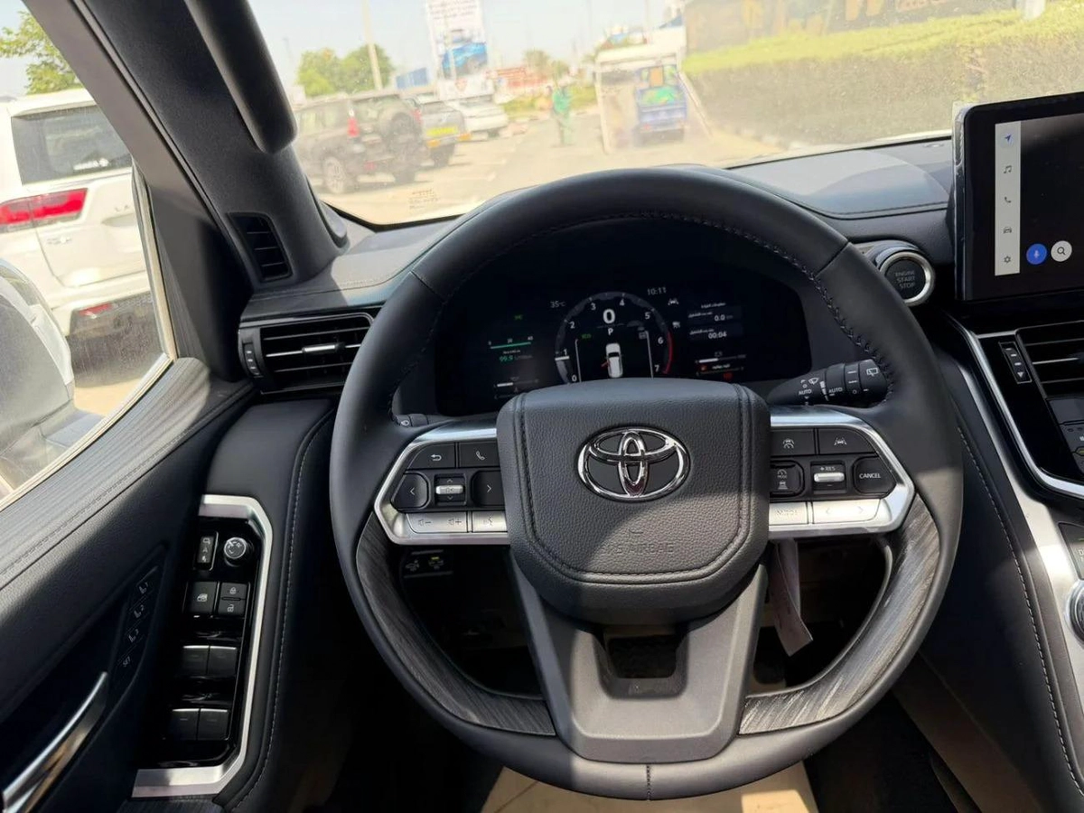 Toyota Land Cruiser VXR-12-12
