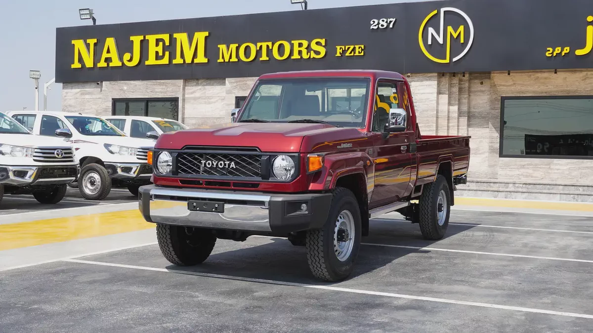 2025 Toyota Land Cruiser LC 79 S-C  4.0L PETROL  - GCC Specs - Brand New!