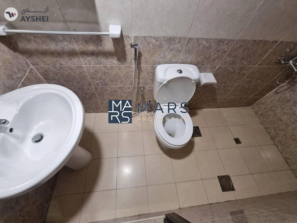 spacious 4 bedrooms villa is available for rent in Al tai Sharjah