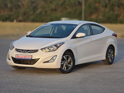 2015 Hyundai Elantra GL MID GCC Specs - Well Maintained-6