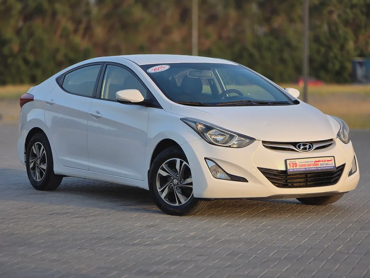 2015 Hyundai Elantra GL MID GCC Specs - Well Maintained-1-1