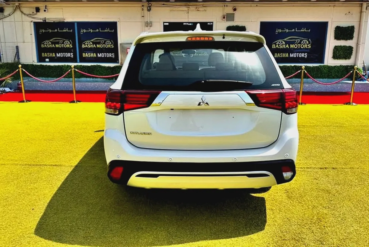 2022 Mitsubishi Outlander - GCC Specs - Excellent Condition-3-3