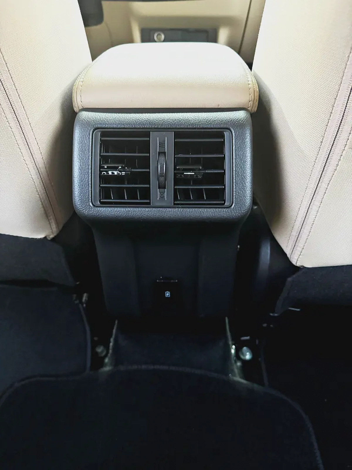 2022 Mitsubishi Outlander - GCC Specs - Excellent Condition-6-6