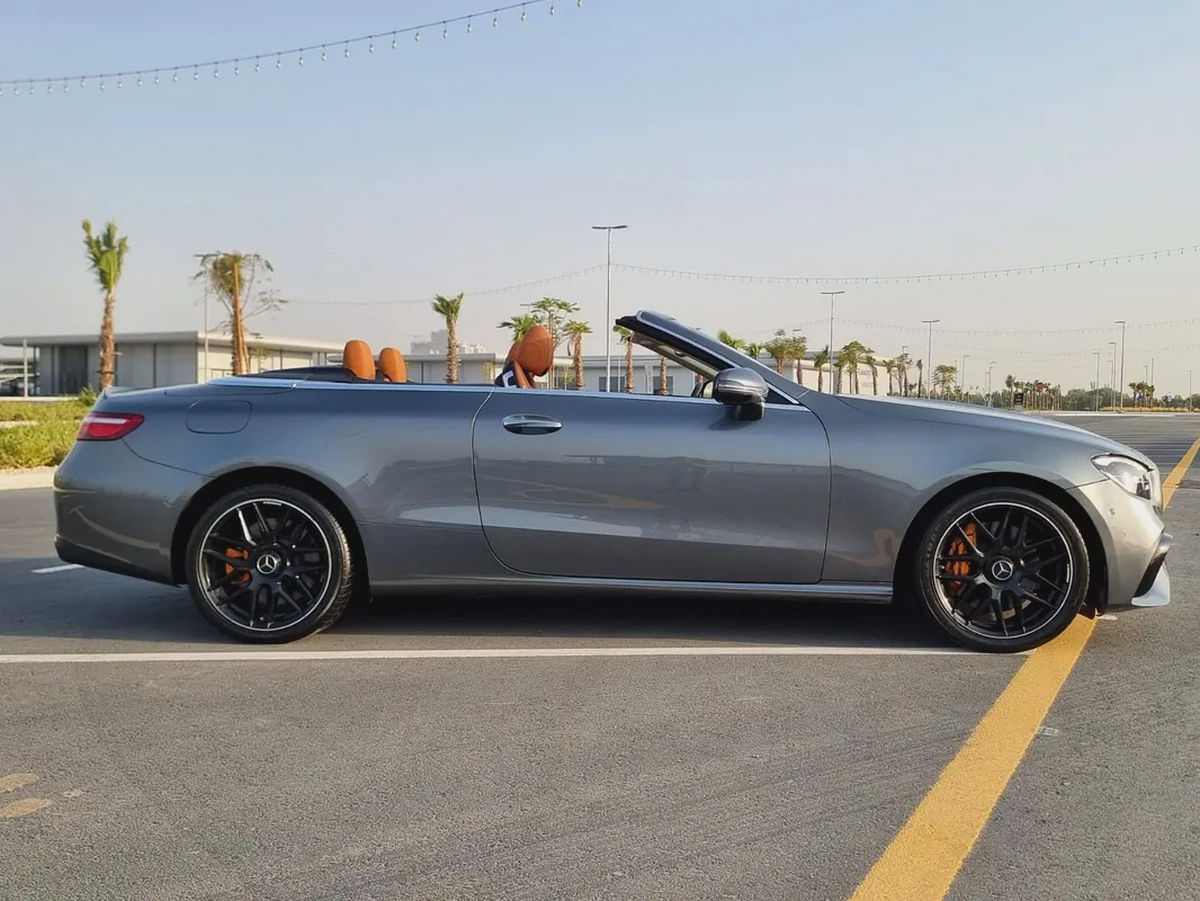 Mercedes-Benz E-Class E 450 2018 - American Specs-10-10