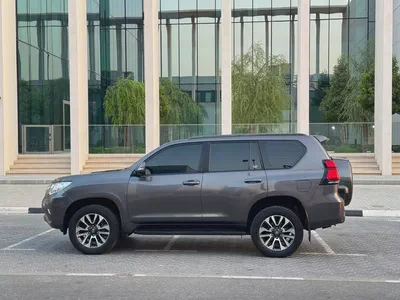 Toyota PRADO 2022 GXR 4.0L V6 FSH Agency Accident Free-7