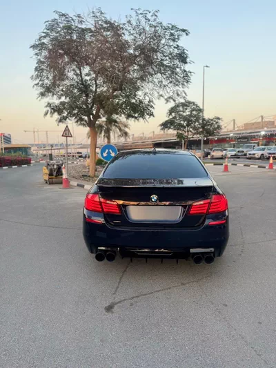 BMW 530i M-SPORT- 2012-9