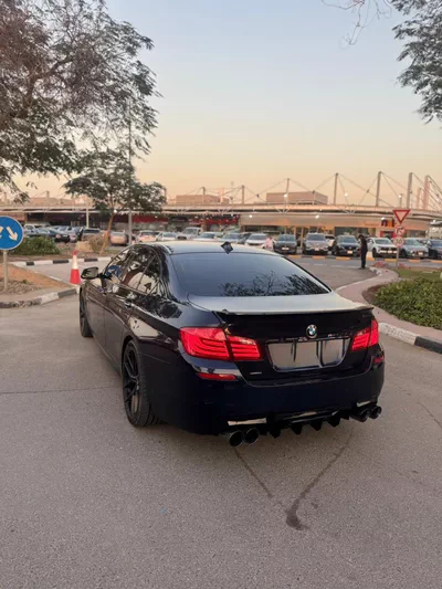 BMW 530i M-SPORT- 2012-6