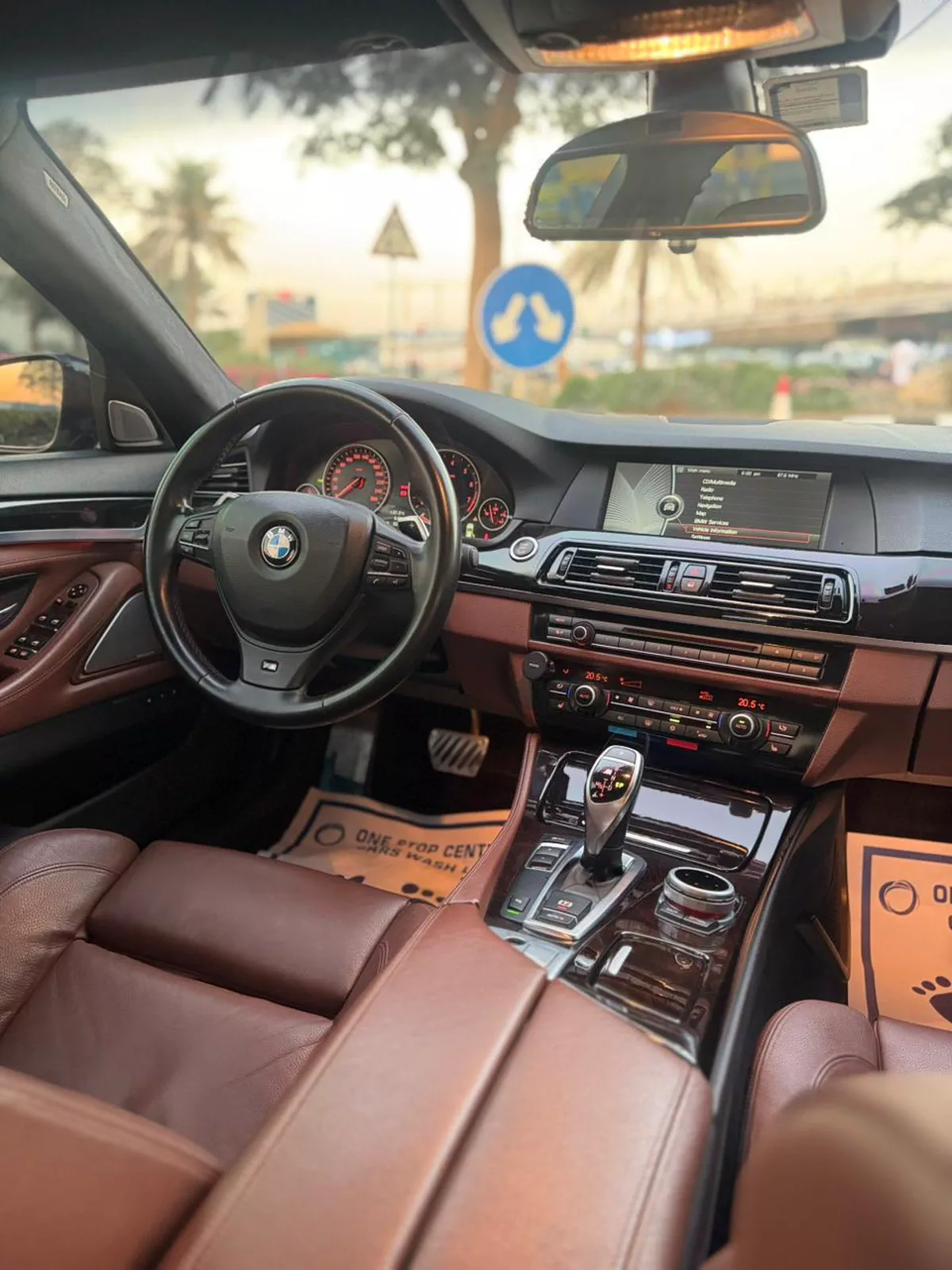 BMW 530i M-SPORT- 2012-12-12