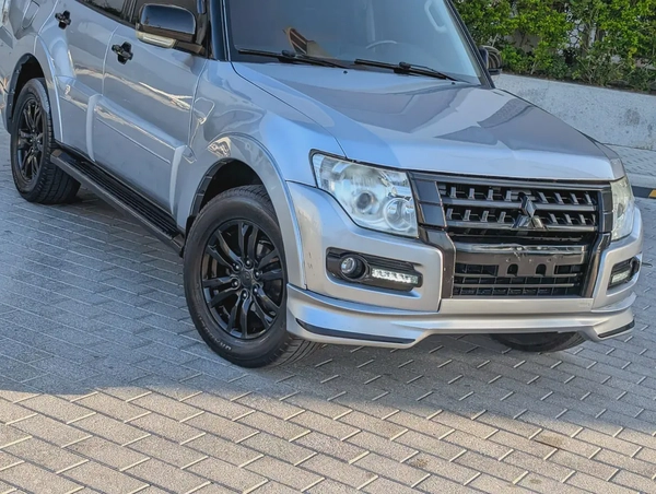MITSUBISHI PAJERO 2015 MODIFIED SIGNATURE EDITION GLS MID V6 4.5L GCC IN EXCELLENT CONDITION