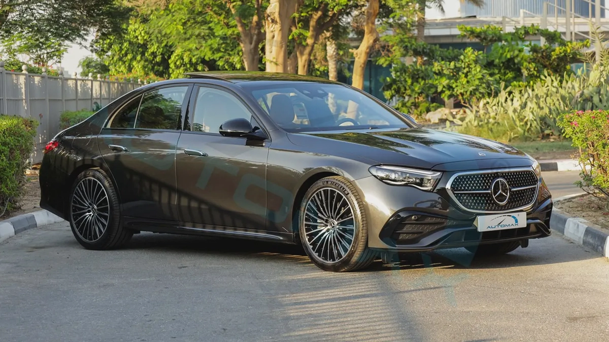 2026 Mercedes-Benz E 300 AMG EQ Boost 2.0T RWD GCC 0Km With 2 Years Unlimited Mileage Warranty-3-3