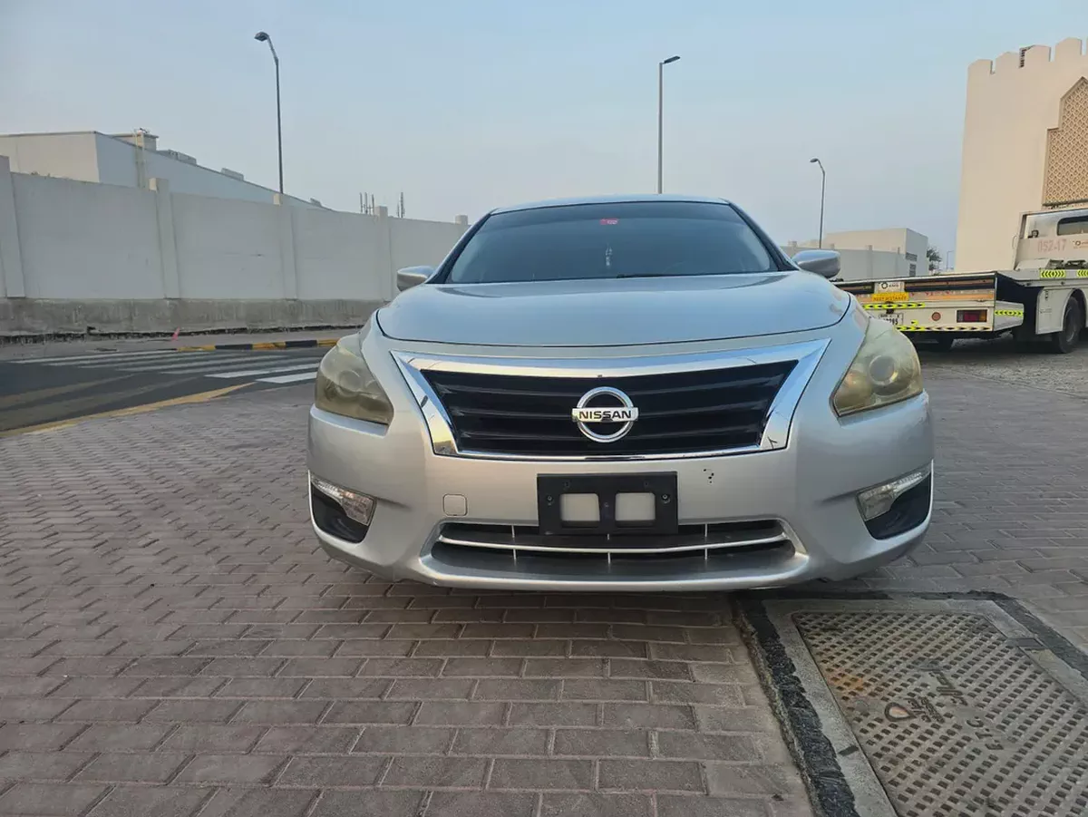 Nissan Altima SV 2014 American Specs-2-2