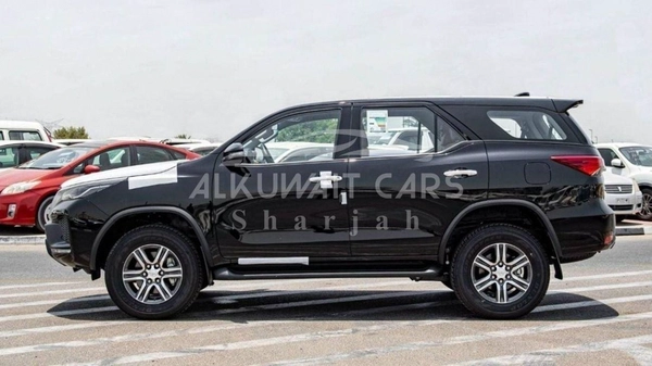 Toyota Fortuner Toyota Fortuner 2.7L Petrol 4V MY2023