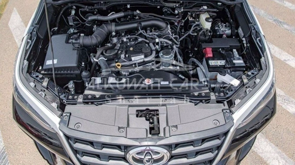 Toyota Fortuner Toyota Fortuner 2.7L Petrol 4V MY2023