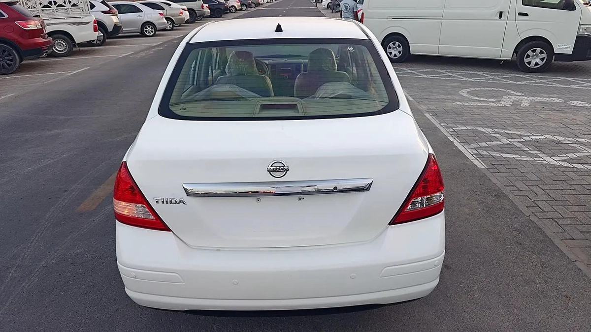 Nissan Tiida SL 2011 - GCC Specs - Well Maintained-14-14