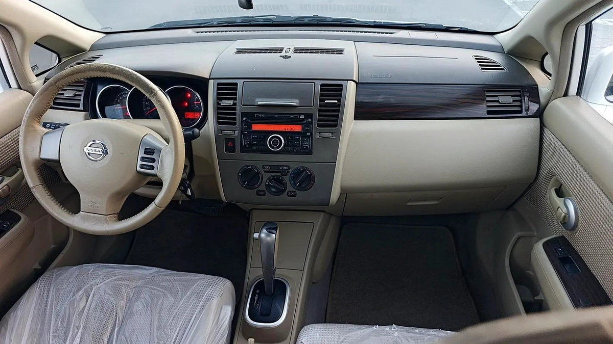 Nissan Tiida SL 2011 - GCC Specs - Well Maintained-16-16