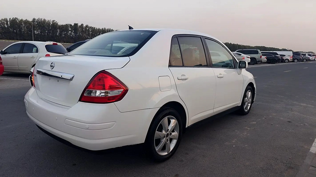 Nissan Tiida SL 2011 - GCC Specs - Well Maintained-7-7