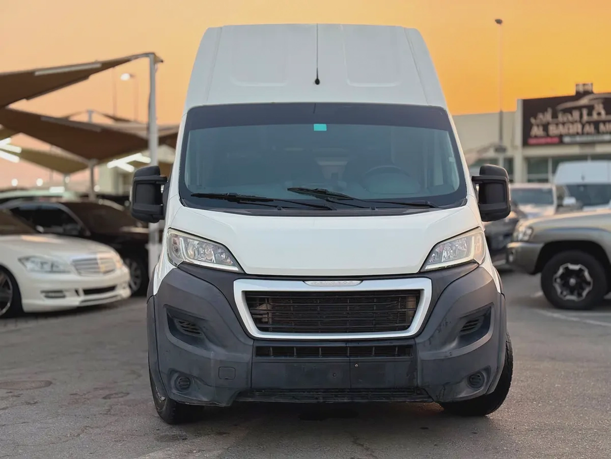 Peugeot Boxer 2021 L4H3 GCC Specs