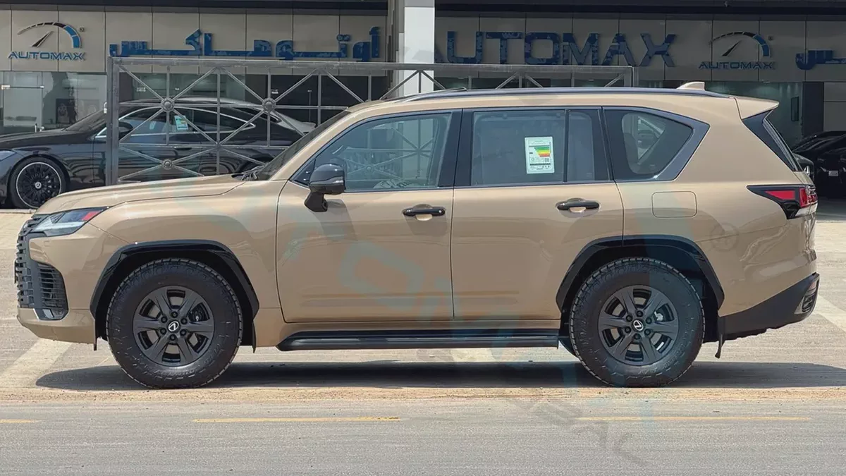 ( For Export ) 2026/2026 Lexus LX 700h OH “Overtrail” 3.5TT V6 Hybrid AWD GCC BRAND NEW-18-18