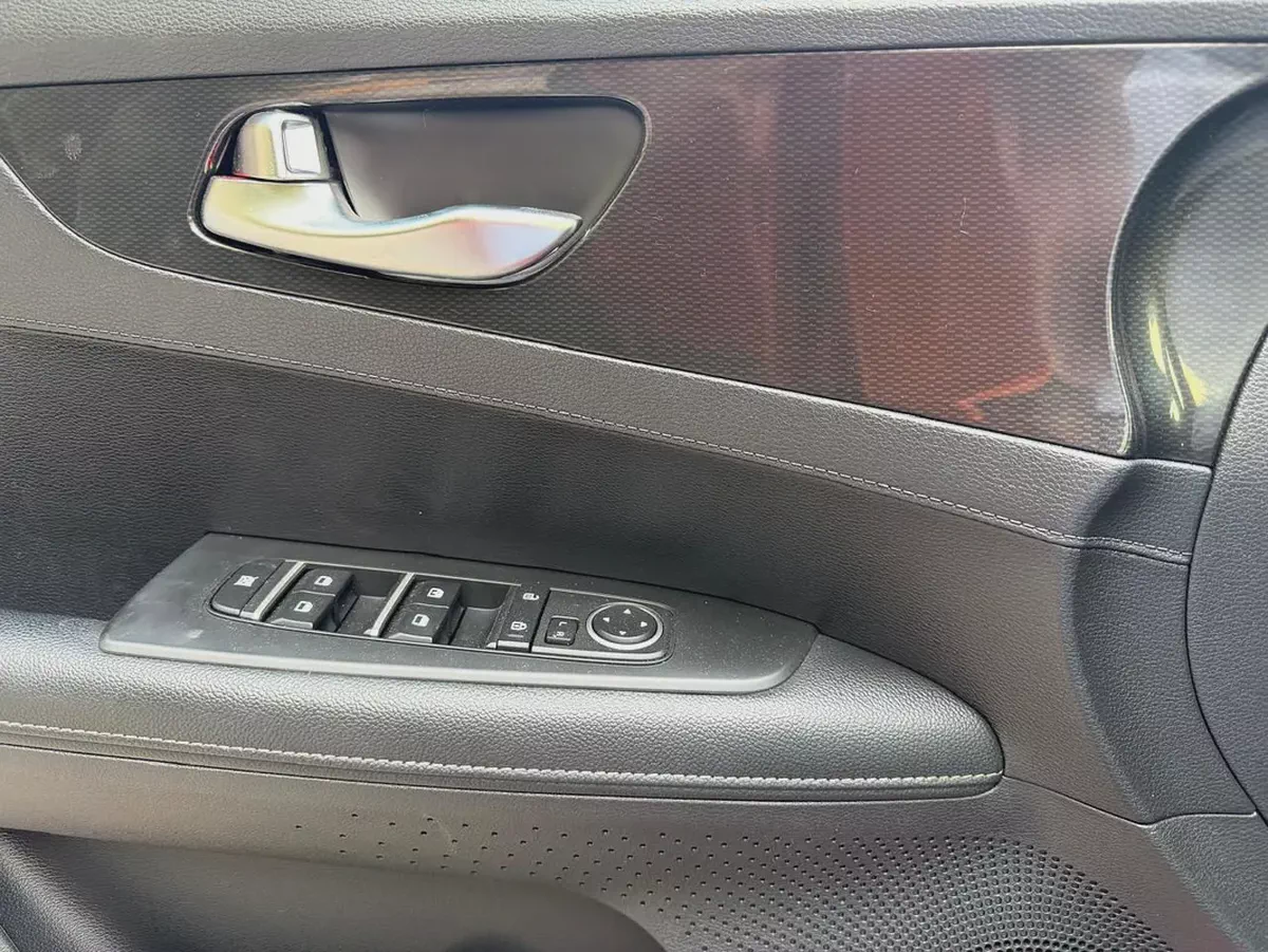 2021 Kia Forte SX American Specs in Excellent Condition-10-10