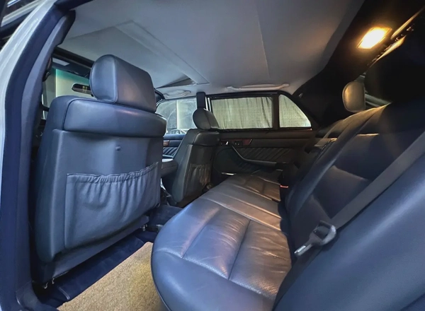 1989 Mercedes-Benz S-Class S 560 | Japanese Specs | Collectors Condition
