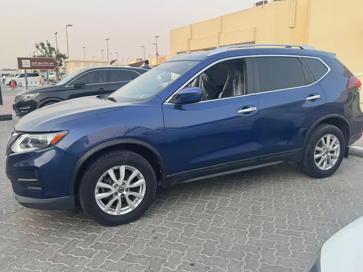 2019 Nissan Rogue SV | American Specs | Well Maintained-3-3