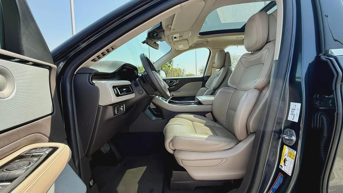 2022 Lincoln Aviator Reserve ll | G.C.C Spec | First Owner | Warranty and Service from Lincoln