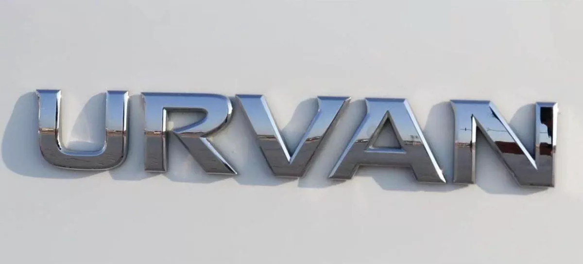 Nissan Urvan STANDARD Nissan Urvan | 2.5 L | 2022 | GCC | Accident-Free | In Excellent Condition | 1092 P.M-6-0