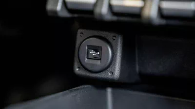 Suzuki Jimny GL MT 1.5-22