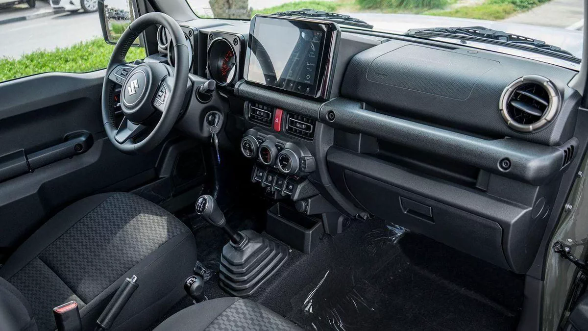 Suzuki Jimny GL MT 1.5-18-0