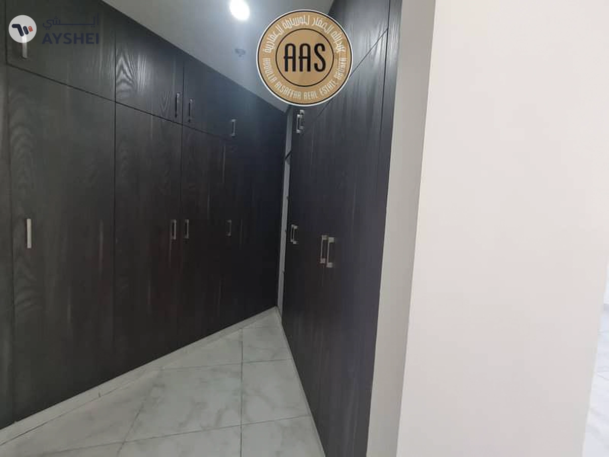 Deal Of The Day Very Spacious 2Bhk 79k Full Family Building-12-12