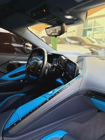 CHEVROLET CORVETTE C8 3LT GCC 2023 70th anniversary Special Order
Full Service History (Under Warran-10