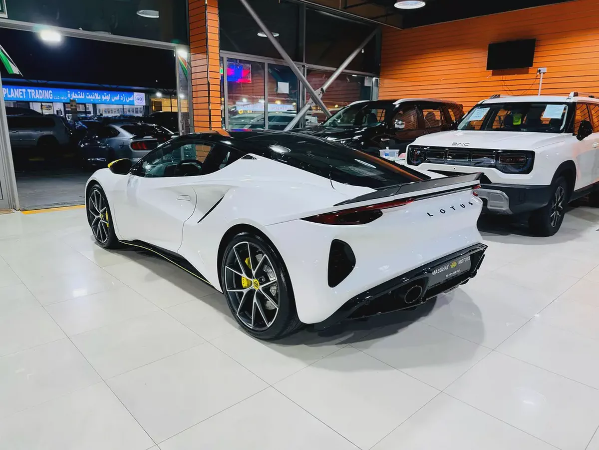 Lotus Emira 2023 First Edition - Manual Transmission -  GCC Specs-3-3