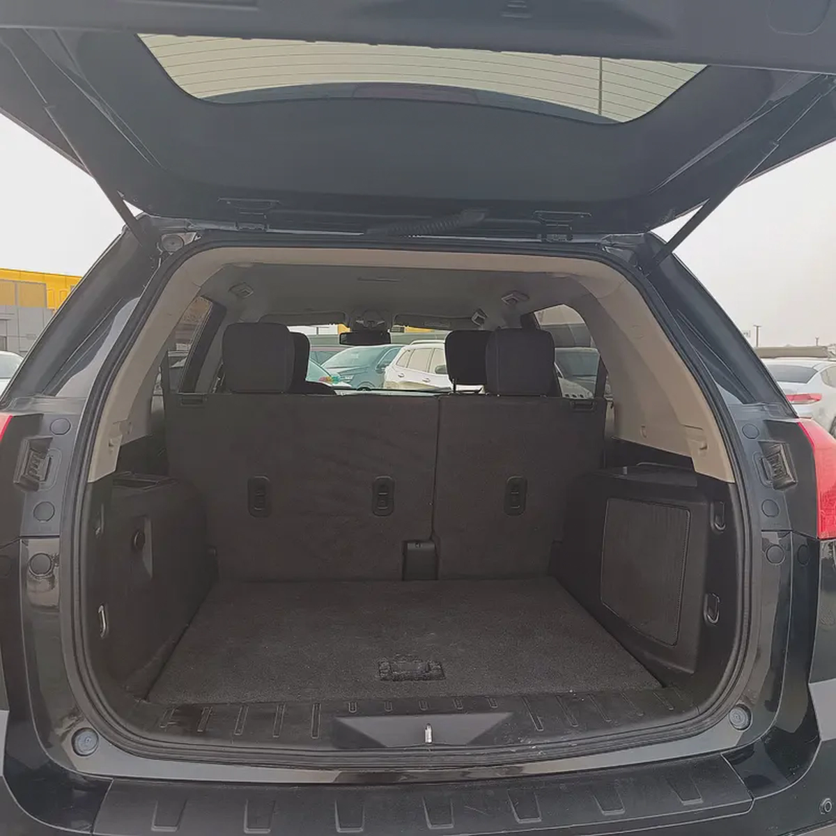 GMC Terrain 2015 GCC Specs - Excellent Condition-15-15