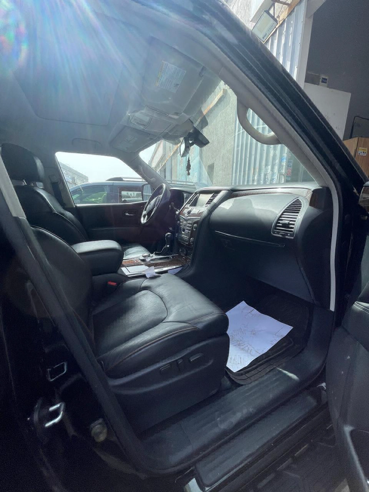  Nissan Armada Platinum 4*4-10-10