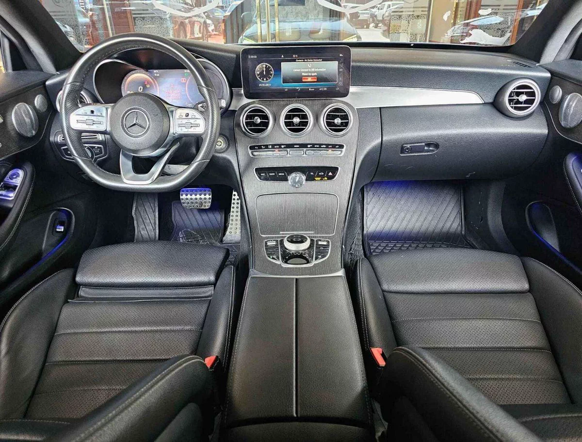 Mercedes Benz C300 STD (NON GCC) / ECO TURBO V4 / COUPE / MOON ROOF/ 985 MONTHLY / LOT#06911-10-0