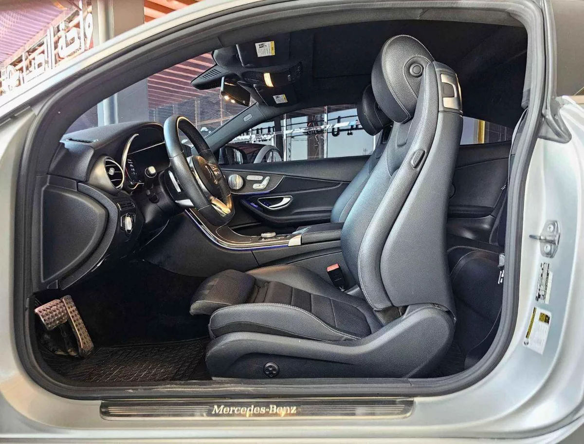 Mercedes Benz C300 STD (NON GCC) / ECO TURBO V4 / COUPE / MOON ROOF/ 985 MONTHLY / LOT#06911-6-0