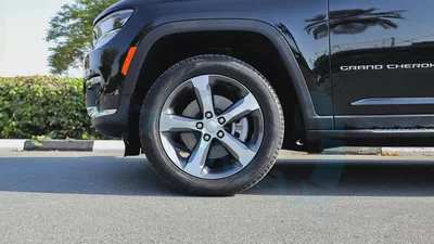 2025 Jeep Grand Cherokee L Limited Plus Luxury V6 3.6L 4X4 GCC 0Km With 3 Years Or 60k km Warranty-19