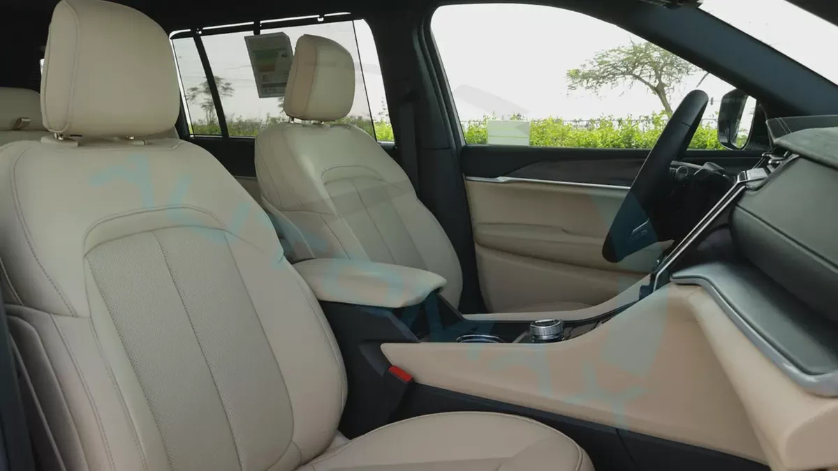 2025 Jeep Grand Cherokee L Limited Plus Luxury V6 3.6L 4X4 GCC 0Km With 3 Years Or 60k km Warranty-12-12