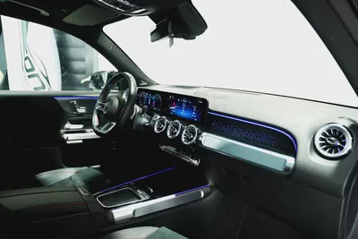 Mercedes-Benz GLB 200 AMG Premium 2025 | GCC Specs | Brand New-5