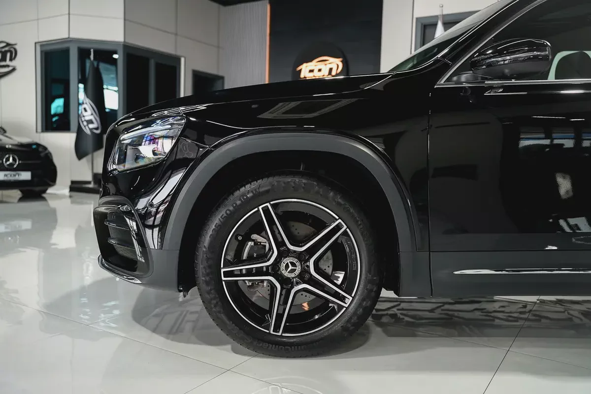 Mercedes-Benz GLB 200 AMG Premium 2025 | GCC Specs | Brand New-3-3