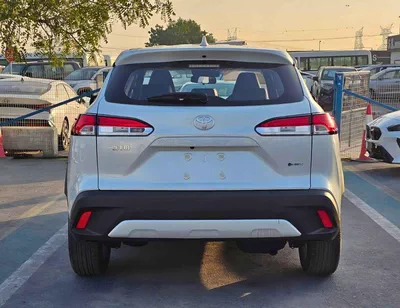 Toyota Corolla Cross ELITE NEW SHAPE || 2.0L HYBRID V4 | RADAR | LEATHER WITH DRIVER PWR SEAT | SUNROOF (CODE # CRCHCN)-3