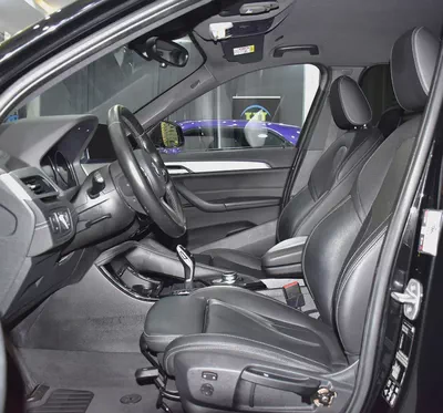 AED 1,031 EMi at 0% DP | DIESEL ( ديزل ) BMW X1 M-Kit xDrive18d ( 2021 Model ) European Specs-9